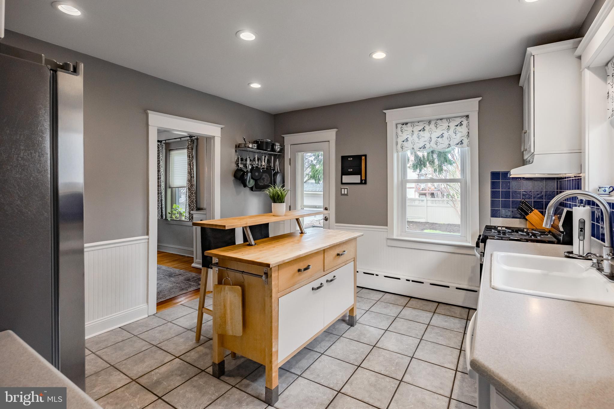 ARDMORE PARK - Residential