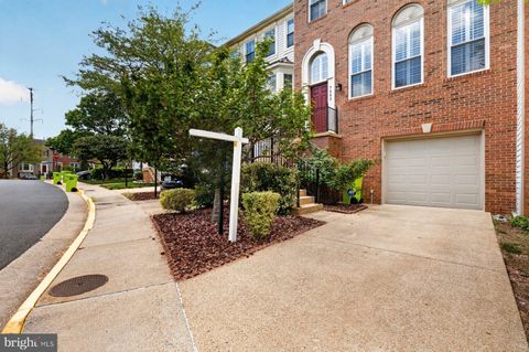 Photo of 7502 Shirley Hunter Way, ALEXANDRIA, VA 22315 (MLS # VAFX2292776)