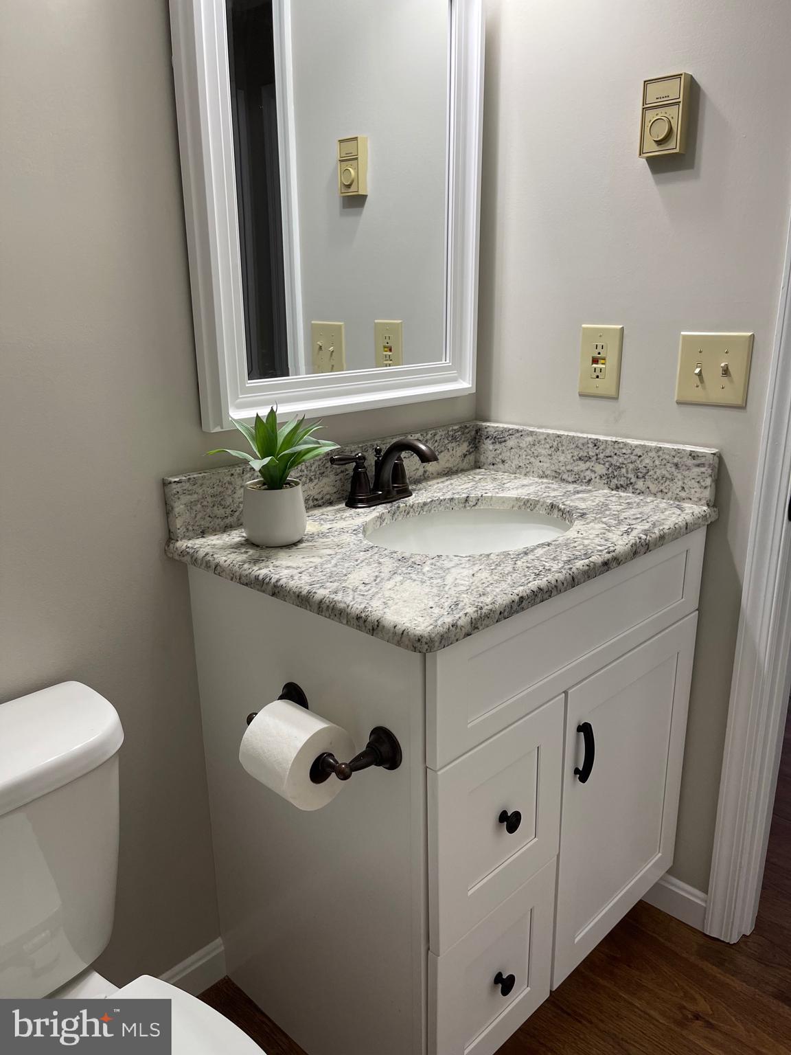 SPRING MEADOW - Residential