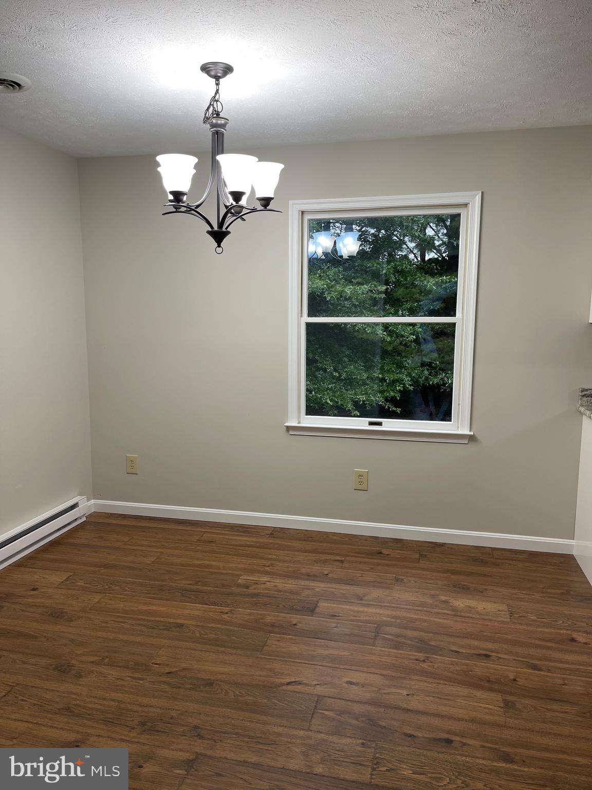 SPRING MEADOW - Residential