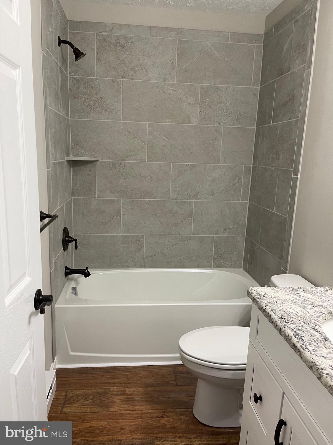 SPRING MEADOW - Residential