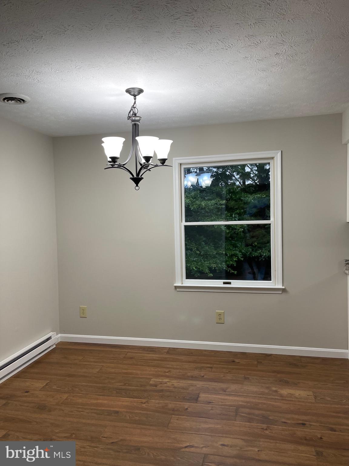 SPRING MEADOW - Residential