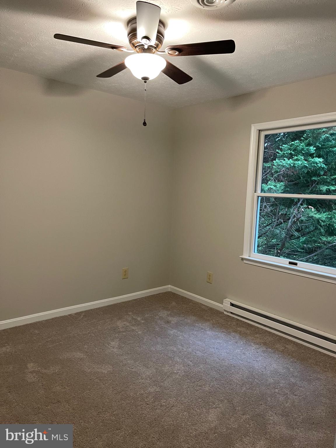 SPRING MEADOW - Residential