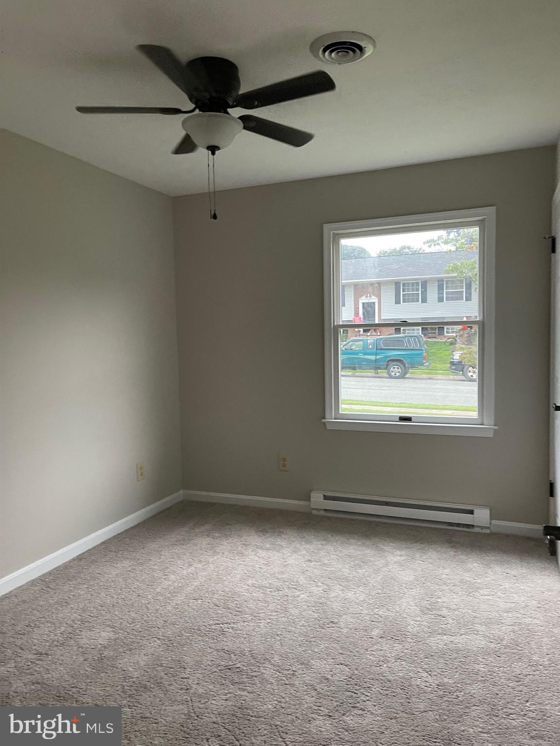 SPRING MEADOW - Residential