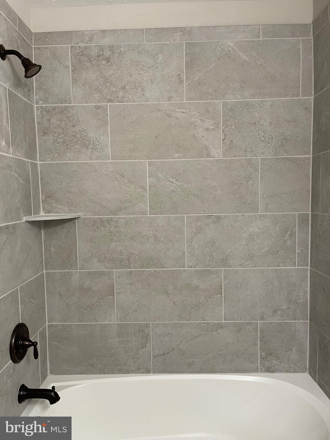 SPRING MEADOW - Residential