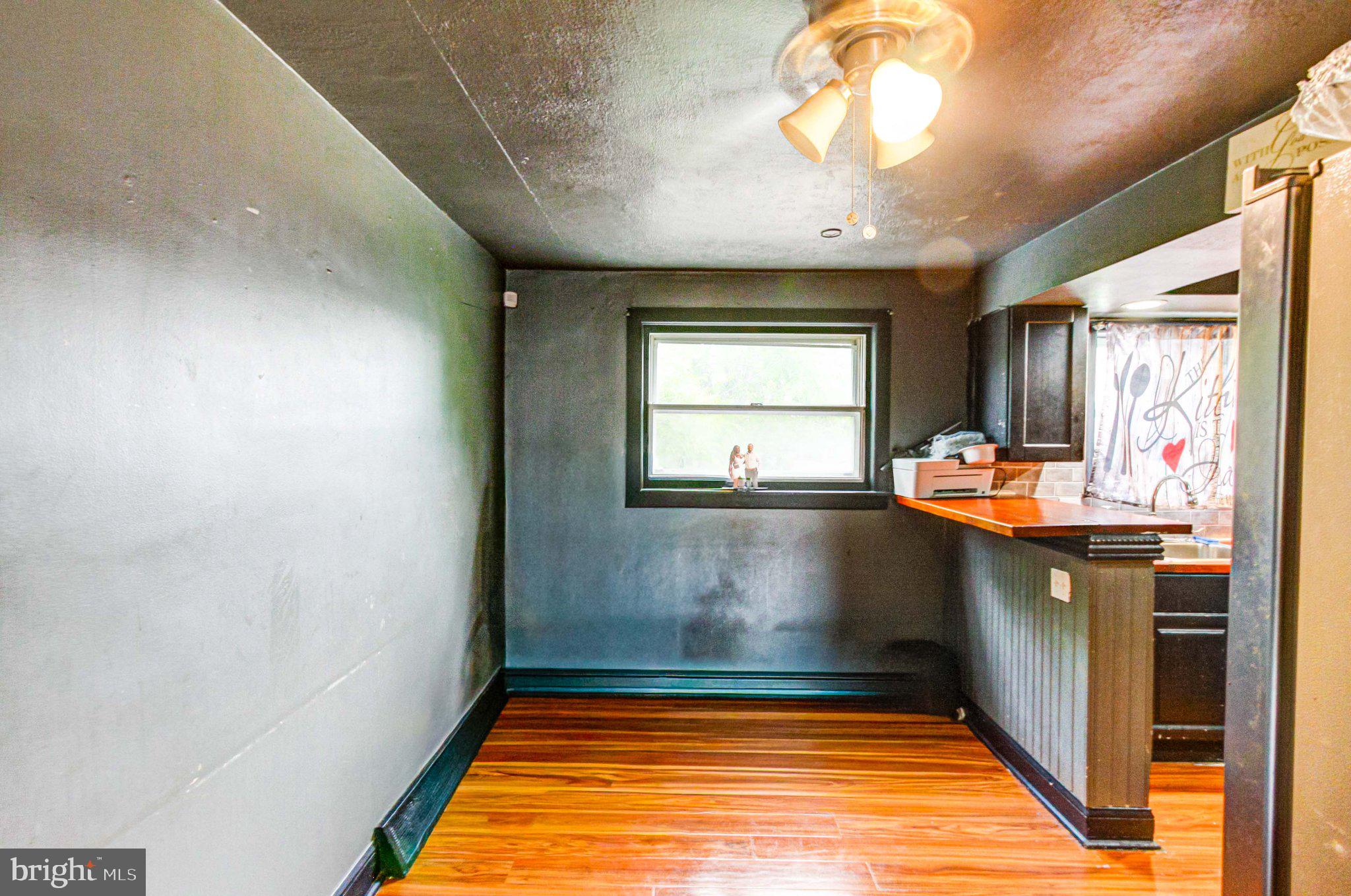 853 DELVIEW DRIVE