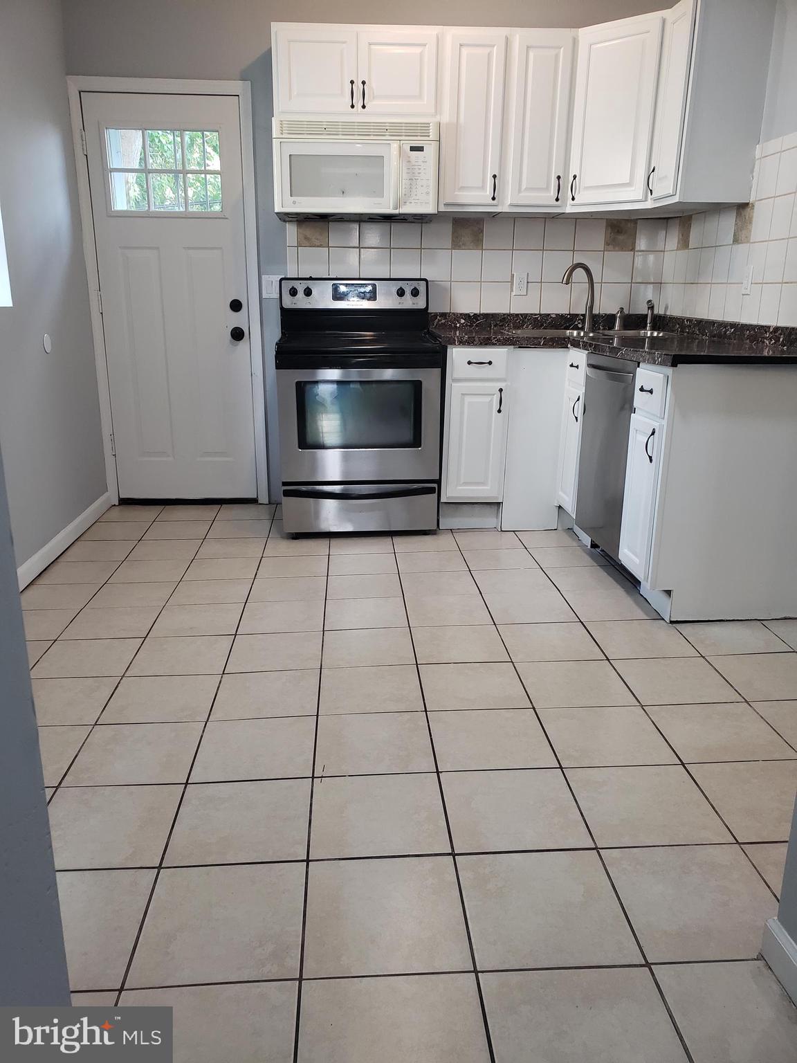 NORRIS SQUARE - Residential