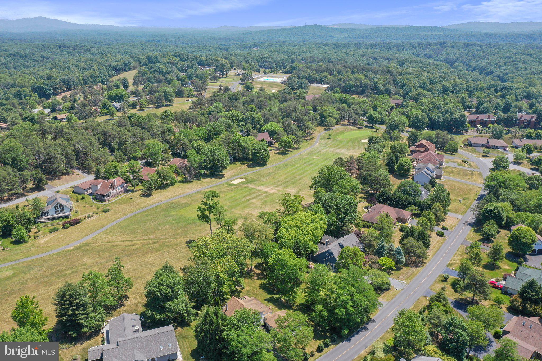 THE WOODS - Residential