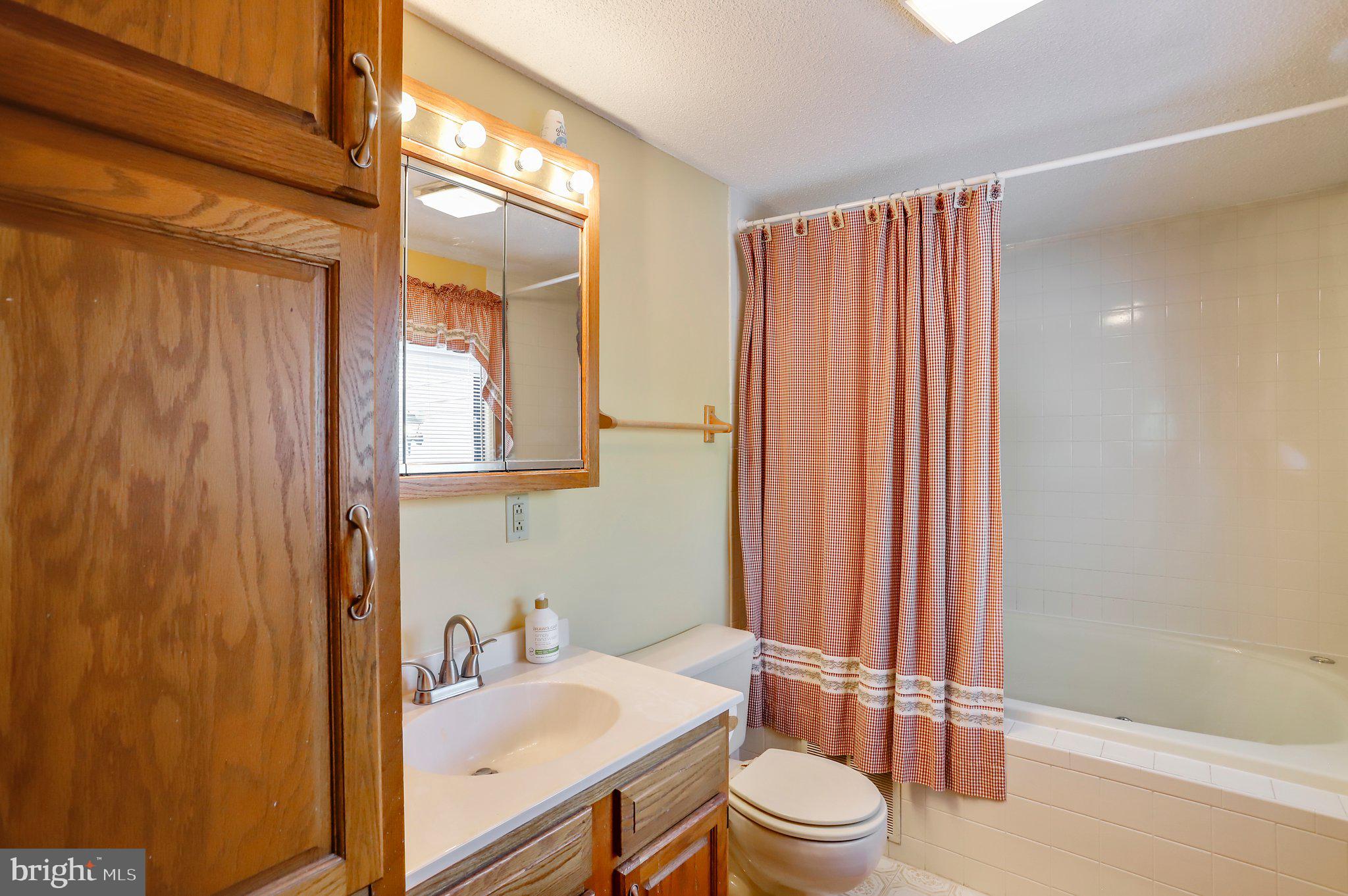 THE WOODS - Residential