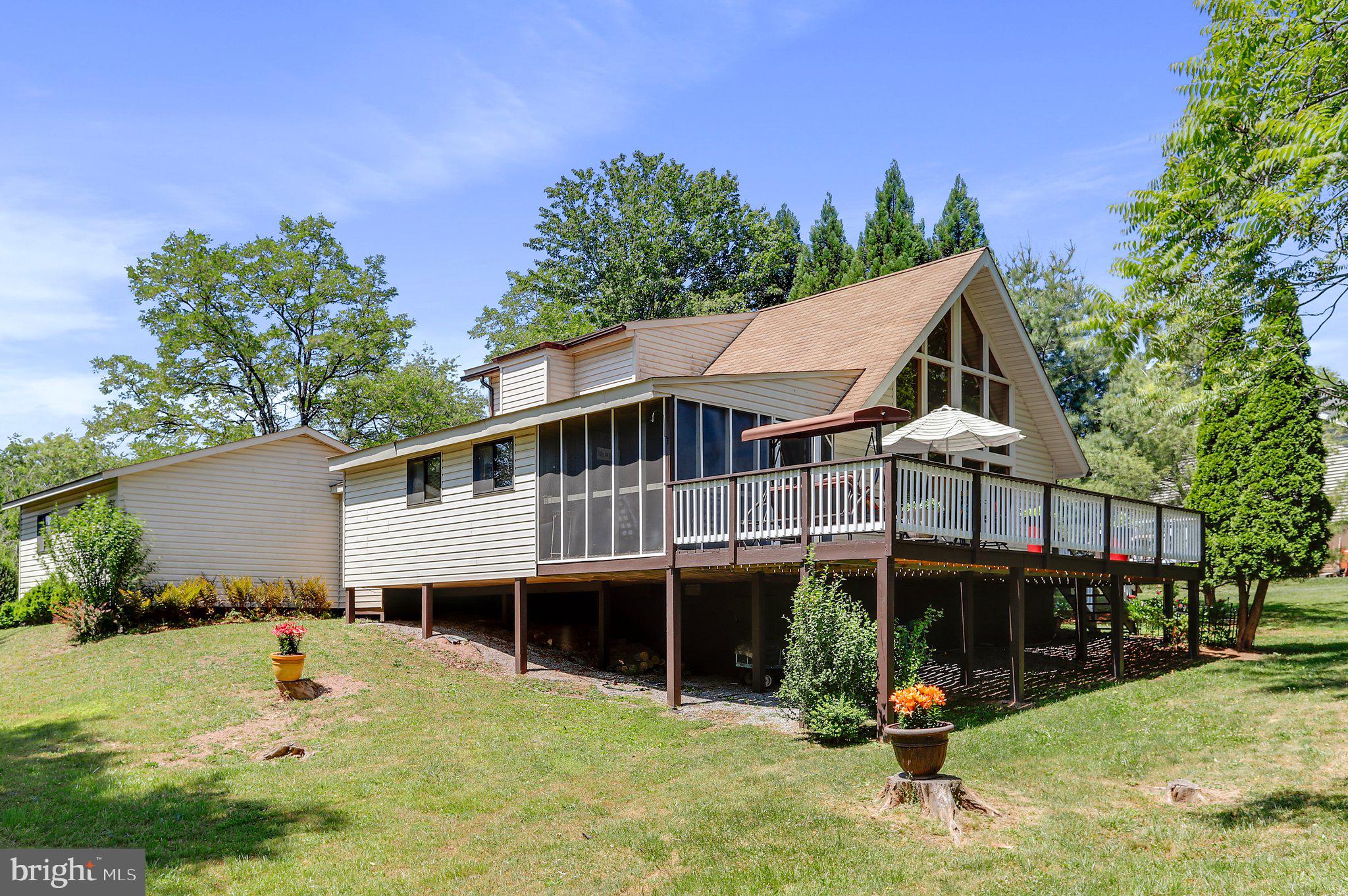 THE WOODS - Residential