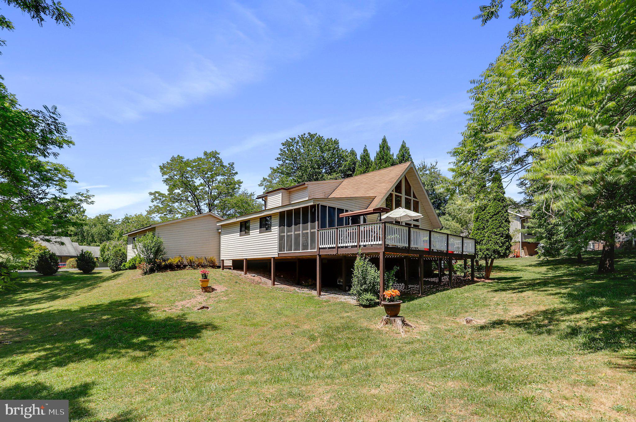 THE WOODS - Residential