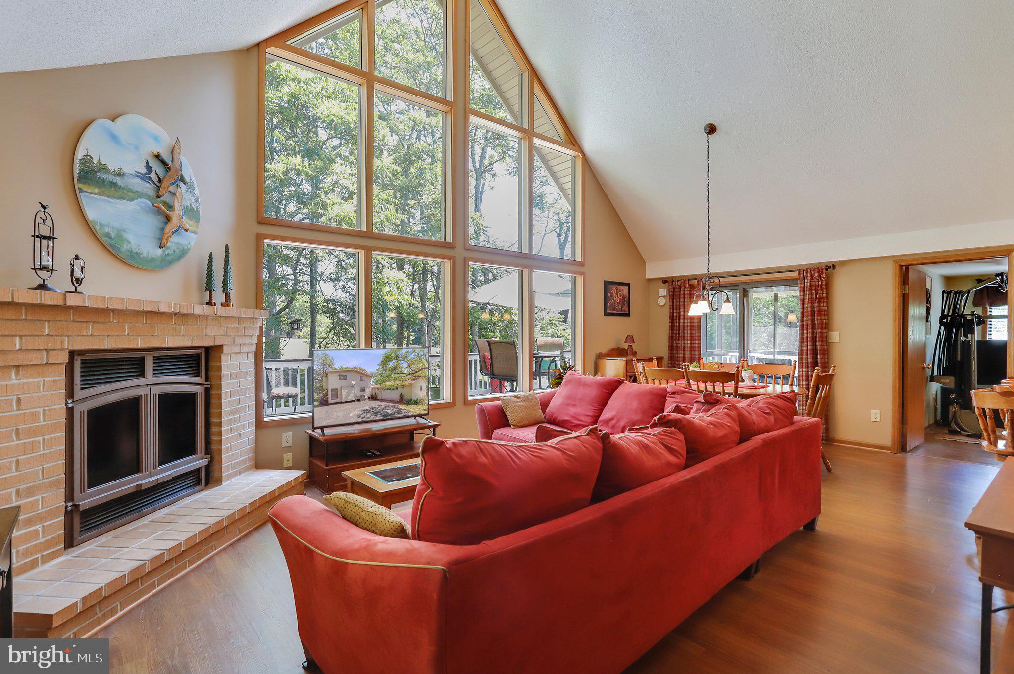 THE WOODS - Residential