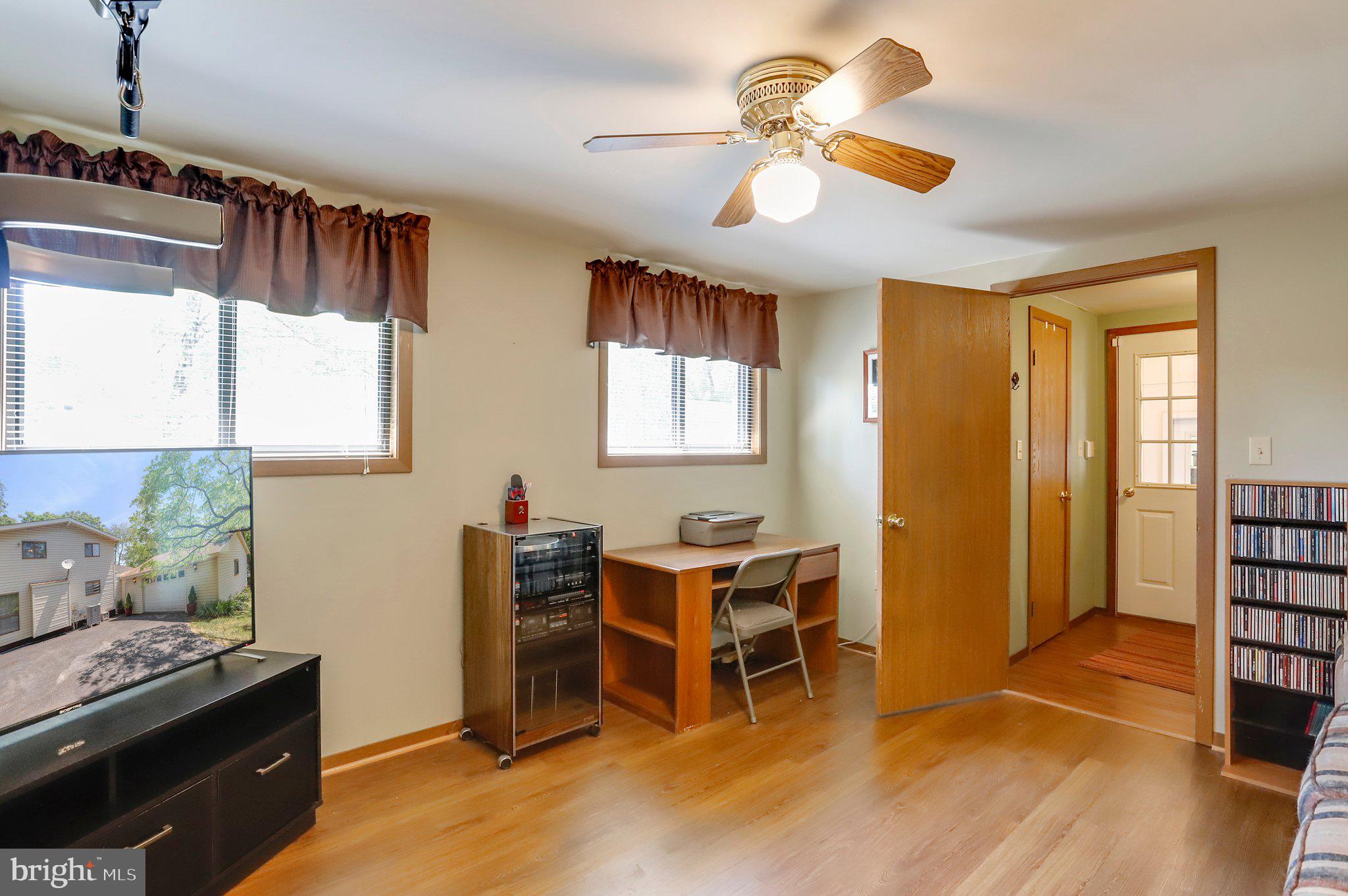 THE WOODS - Residential