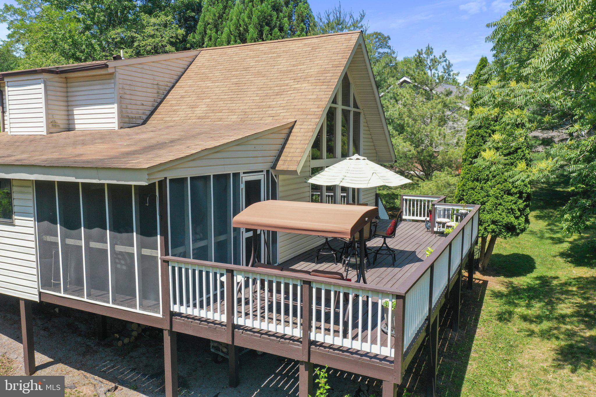 THE WOODS - Residential