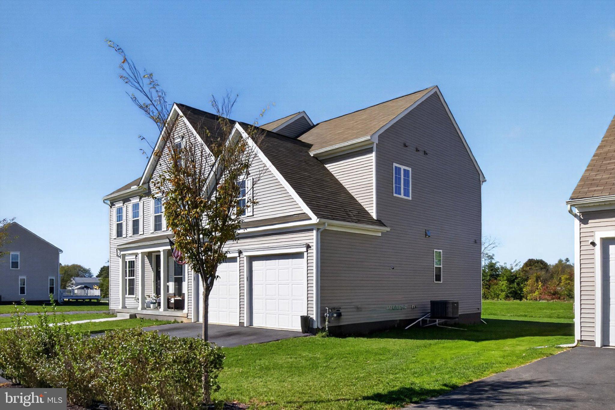 221 MOOREFIELD STREET