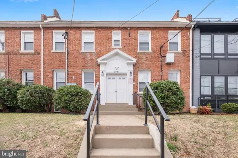 3930 10th Street NE Unit 4, Washington, DC MLS: DCDC2190942