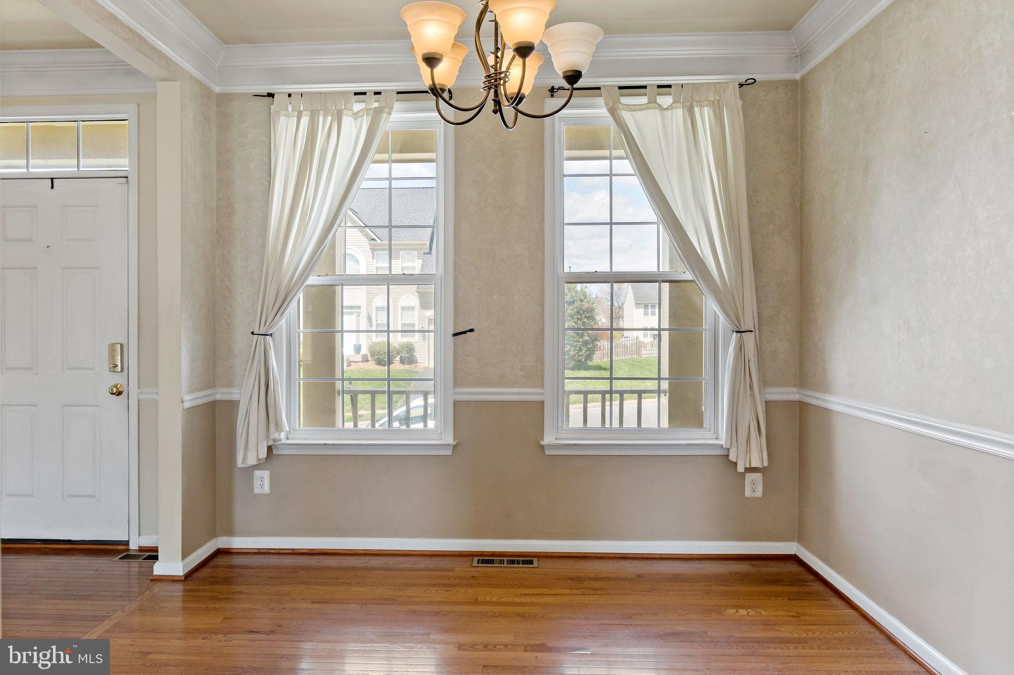 ARCHERS ROCK - Residential