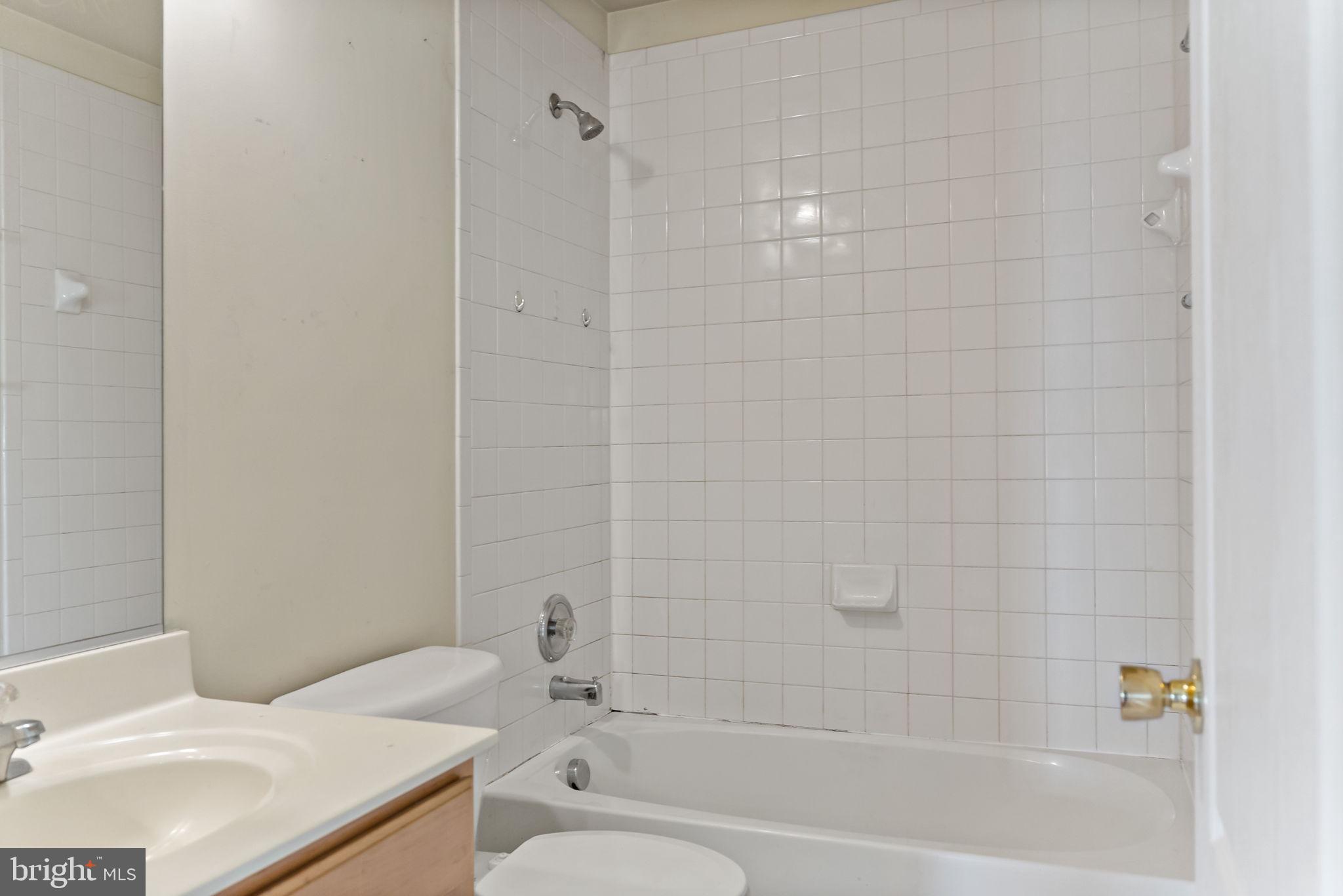 ARCHERS ROCK - Residential