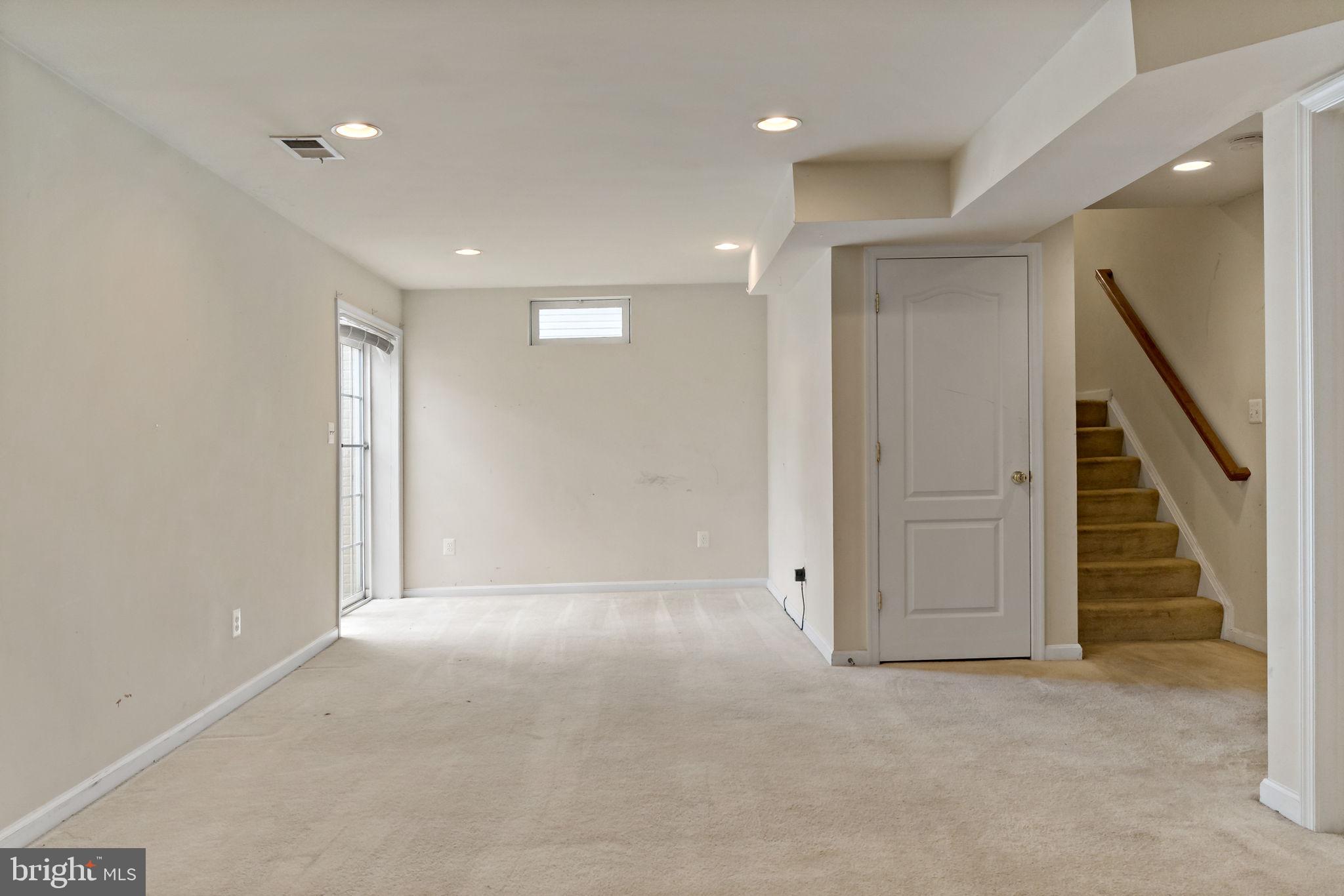 ARCHERS ROCK - Residential