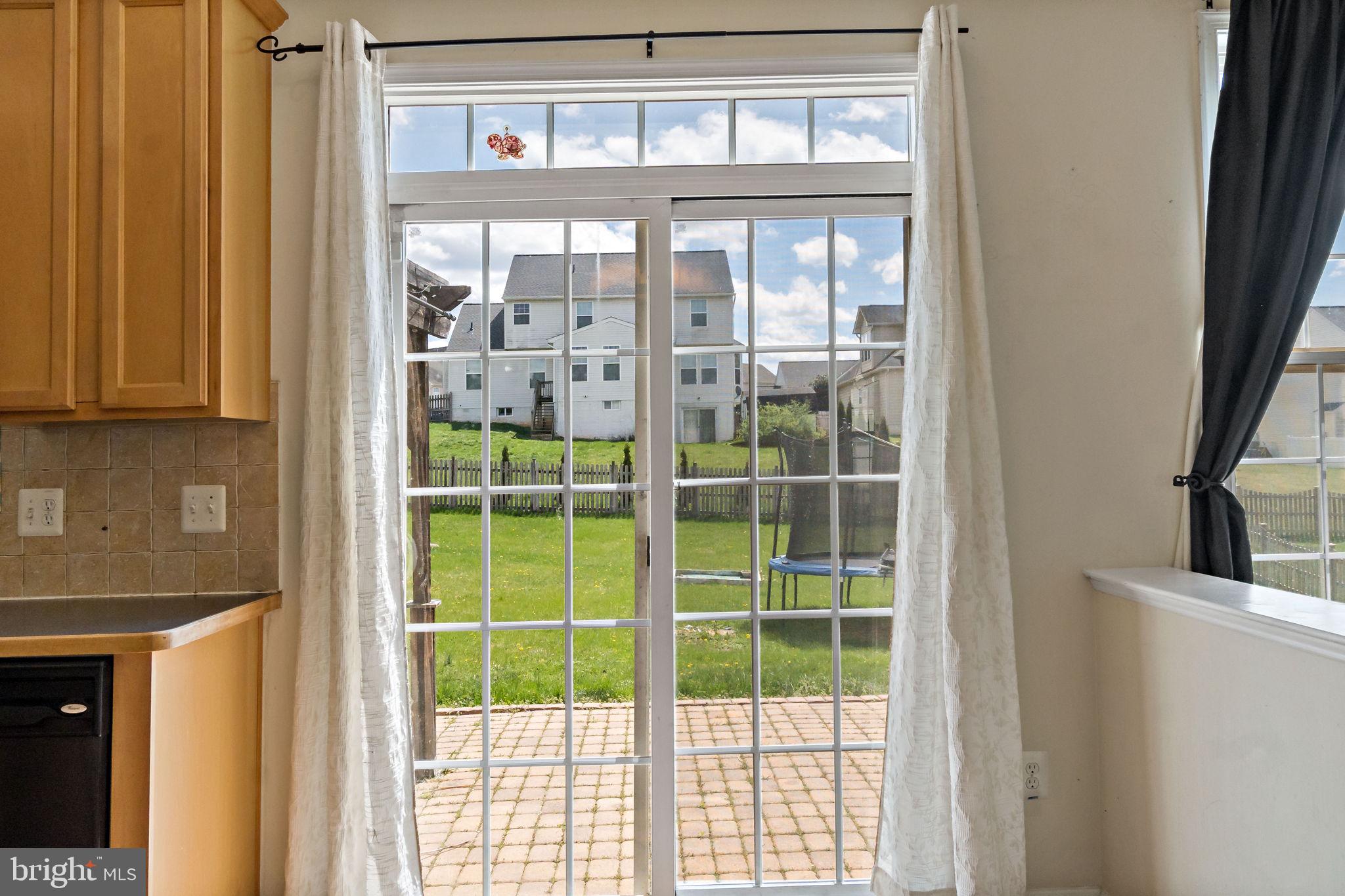 ARCHERS ROCK - Residential