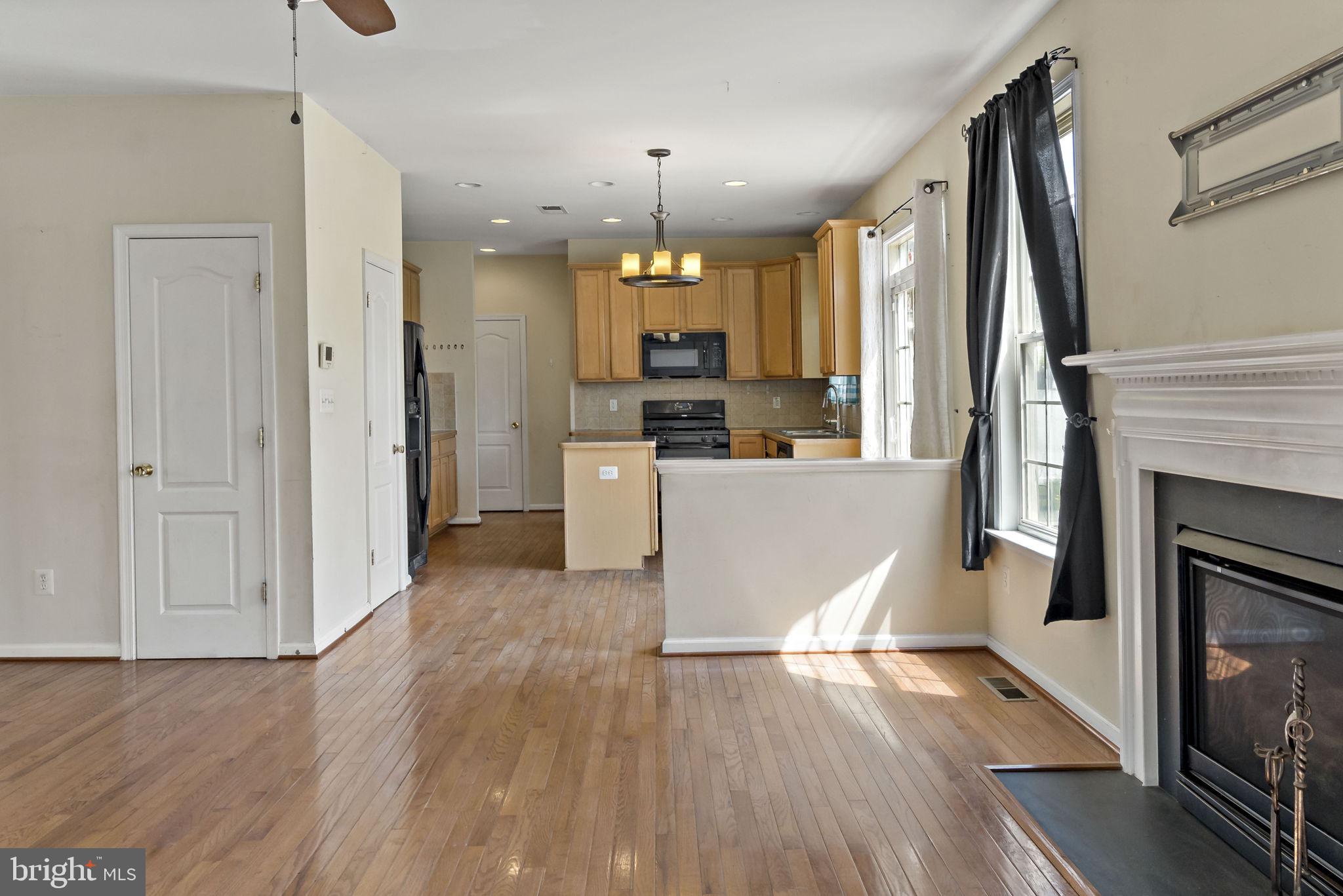 ARCHERS ROCK - Residential