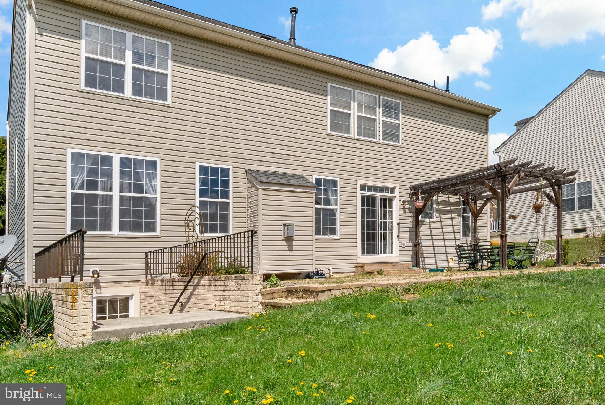 ARCHERS ROCK - Residential