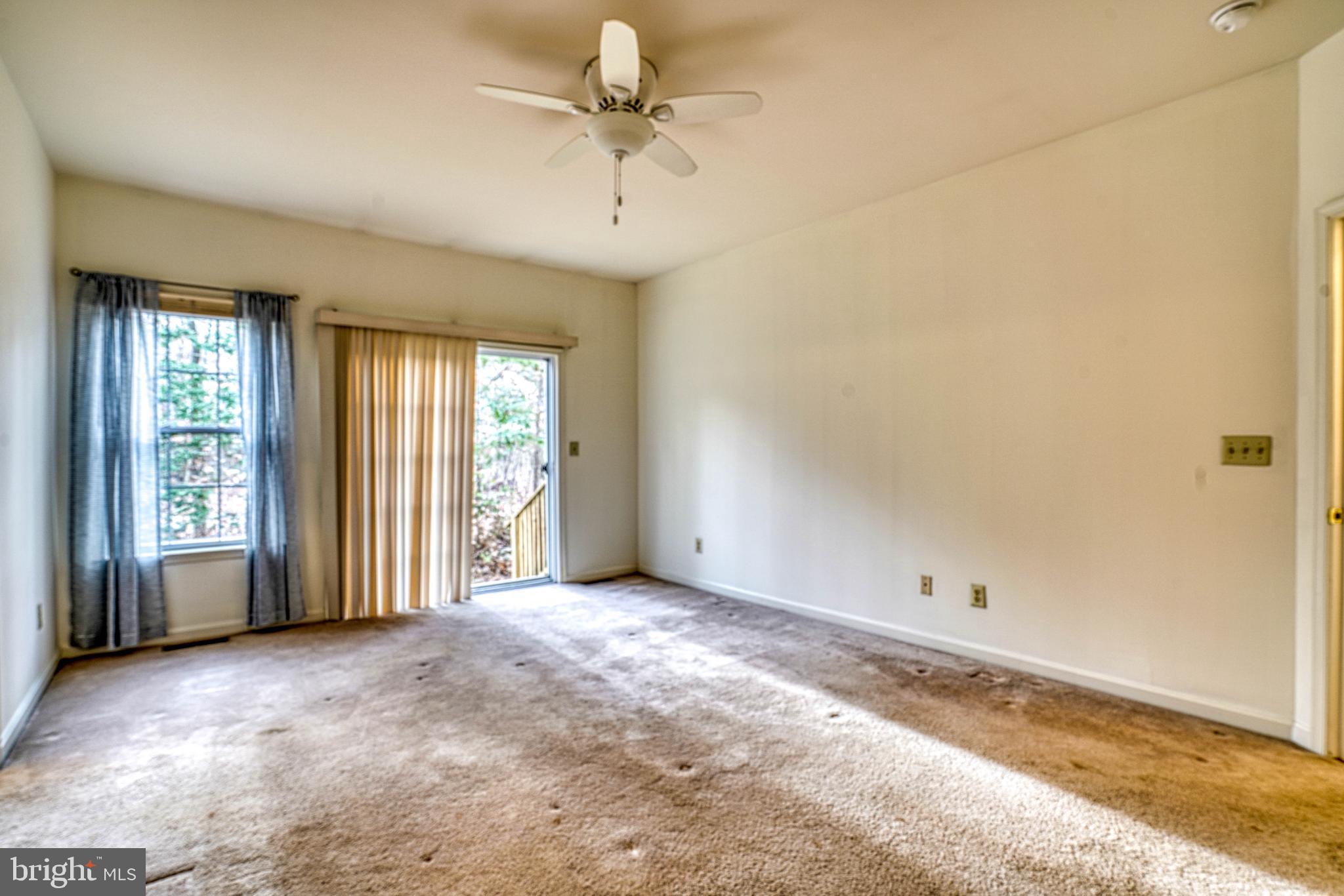 THE WOODS AT STONEY RIDG - Residential