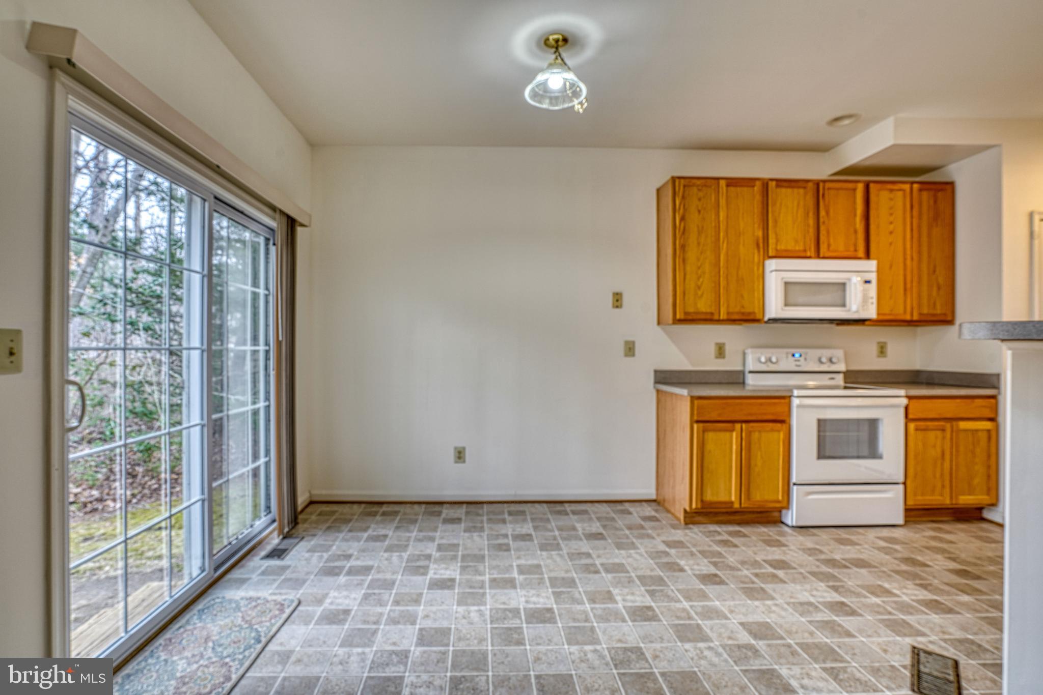 THE WOODS AT STONEY RIDG - Residential