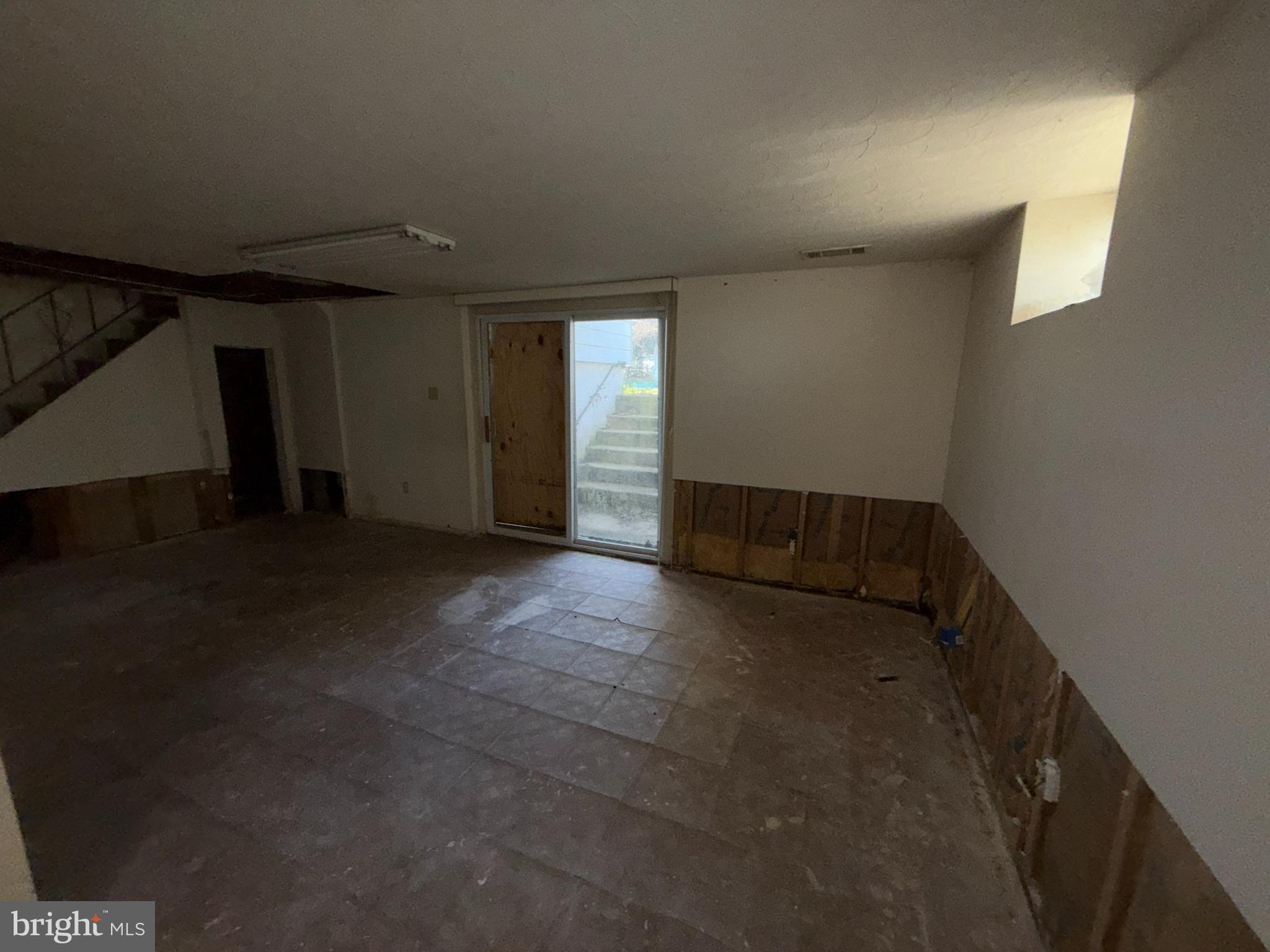 RANDALLSTOWN - Residential