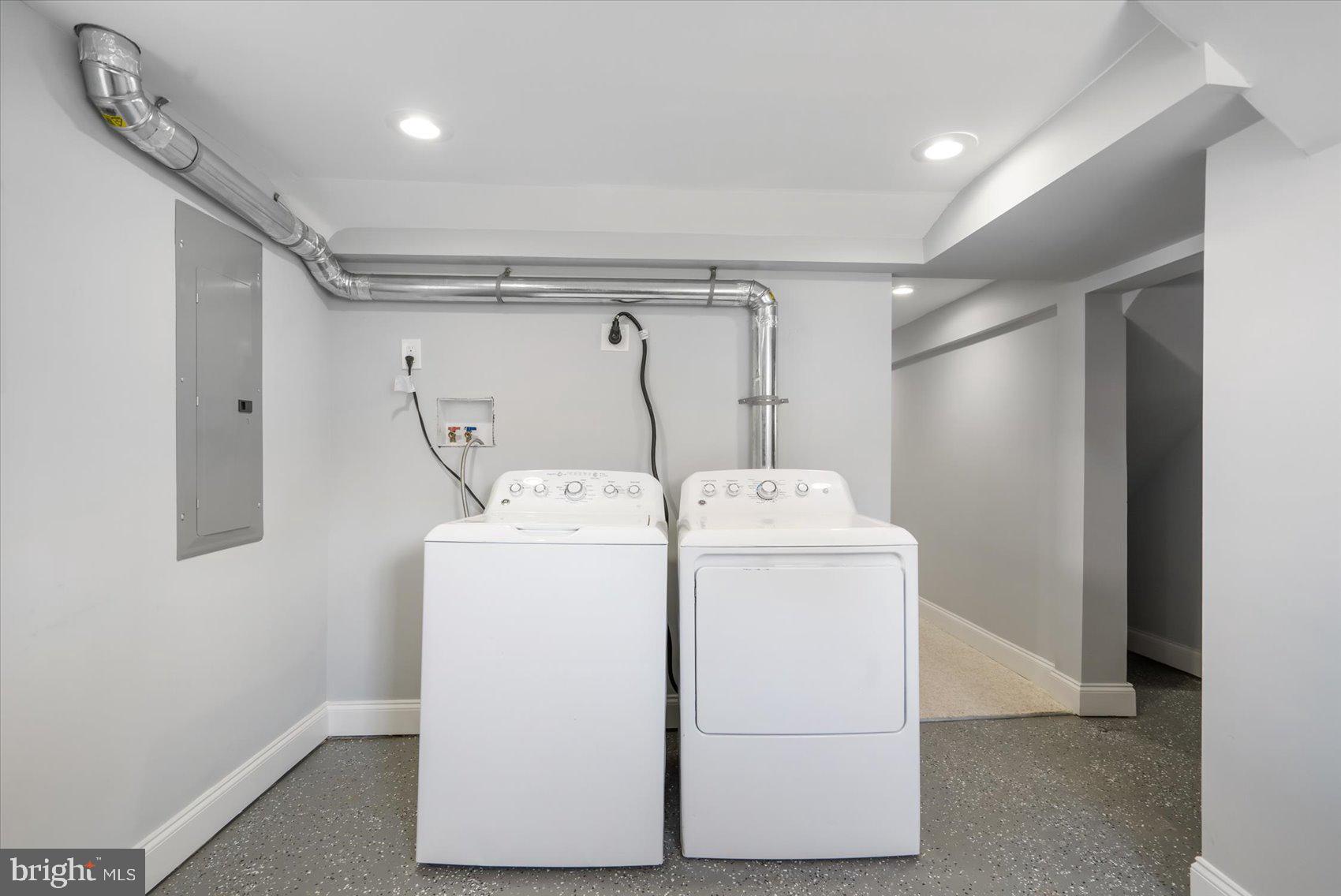 MOUNT WASHINGTON - Residential