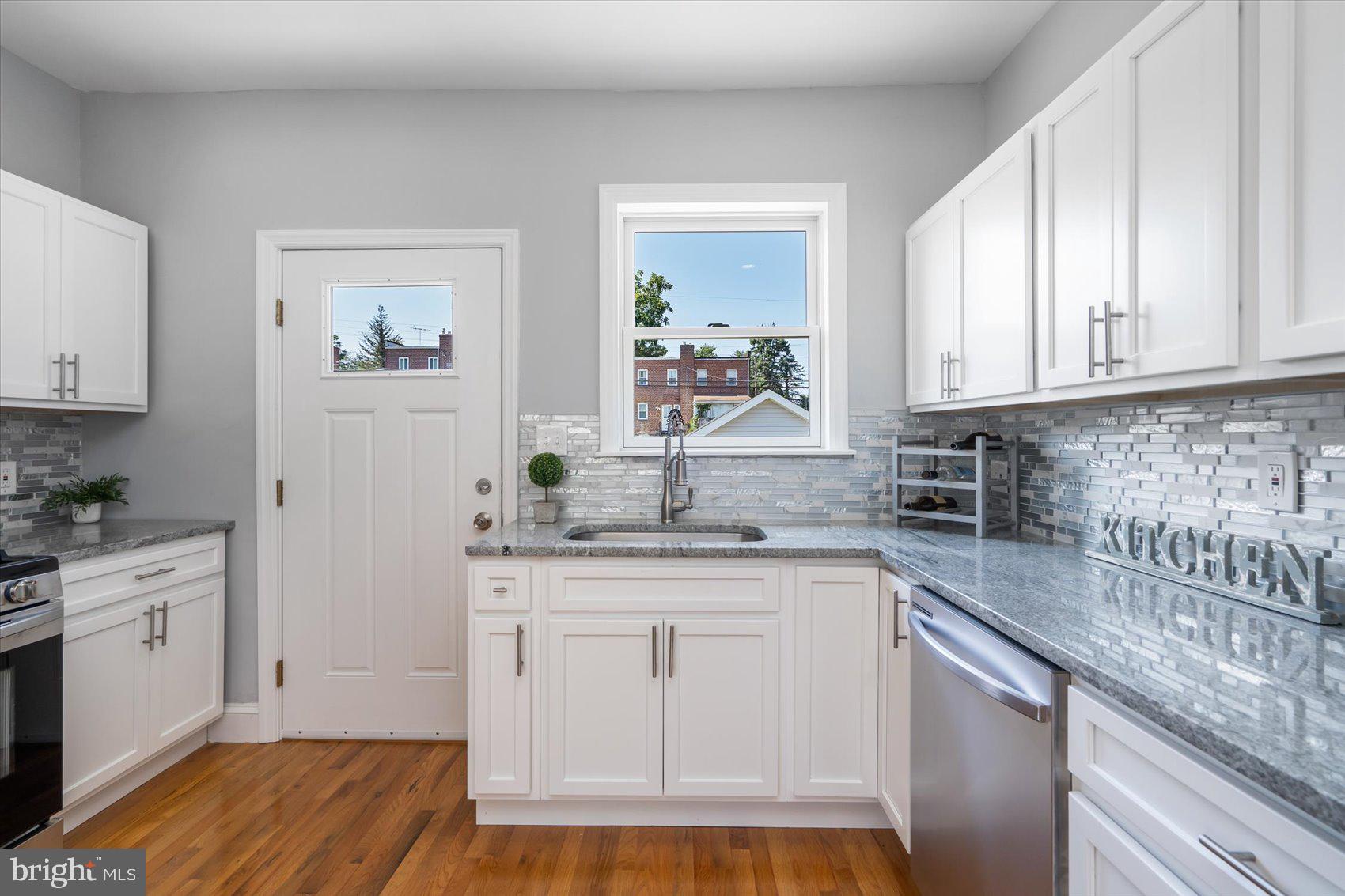 MOUNT WASHINGTON - Residential