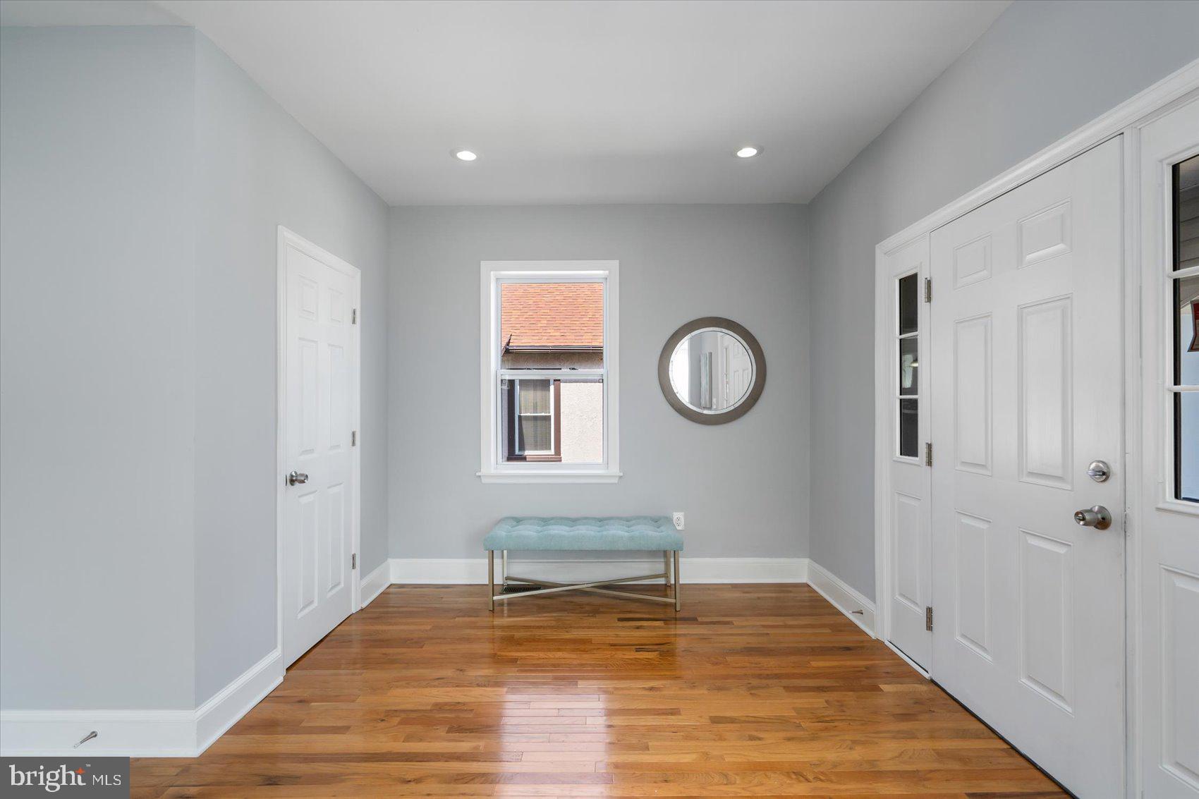 MOUNT WASHINGTON - Residential