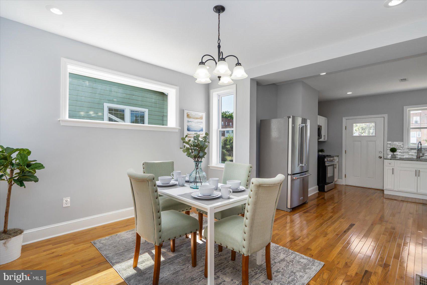 MOUNT WASHINGTON - Residential