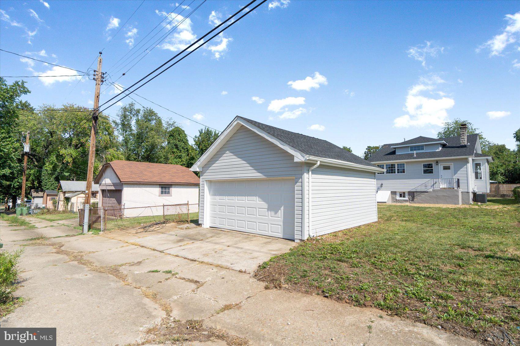 MOUNT WASHINGTON - Residential