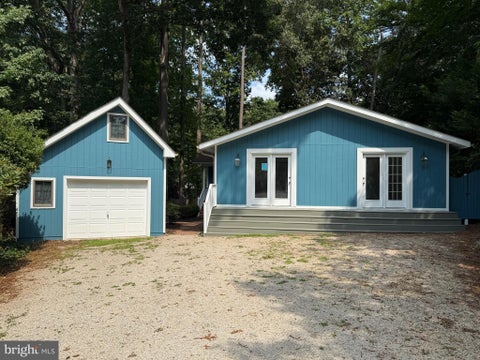Homes For Sale - 30 Sloop Lane<br/> OCEAN PINES, MD 21811