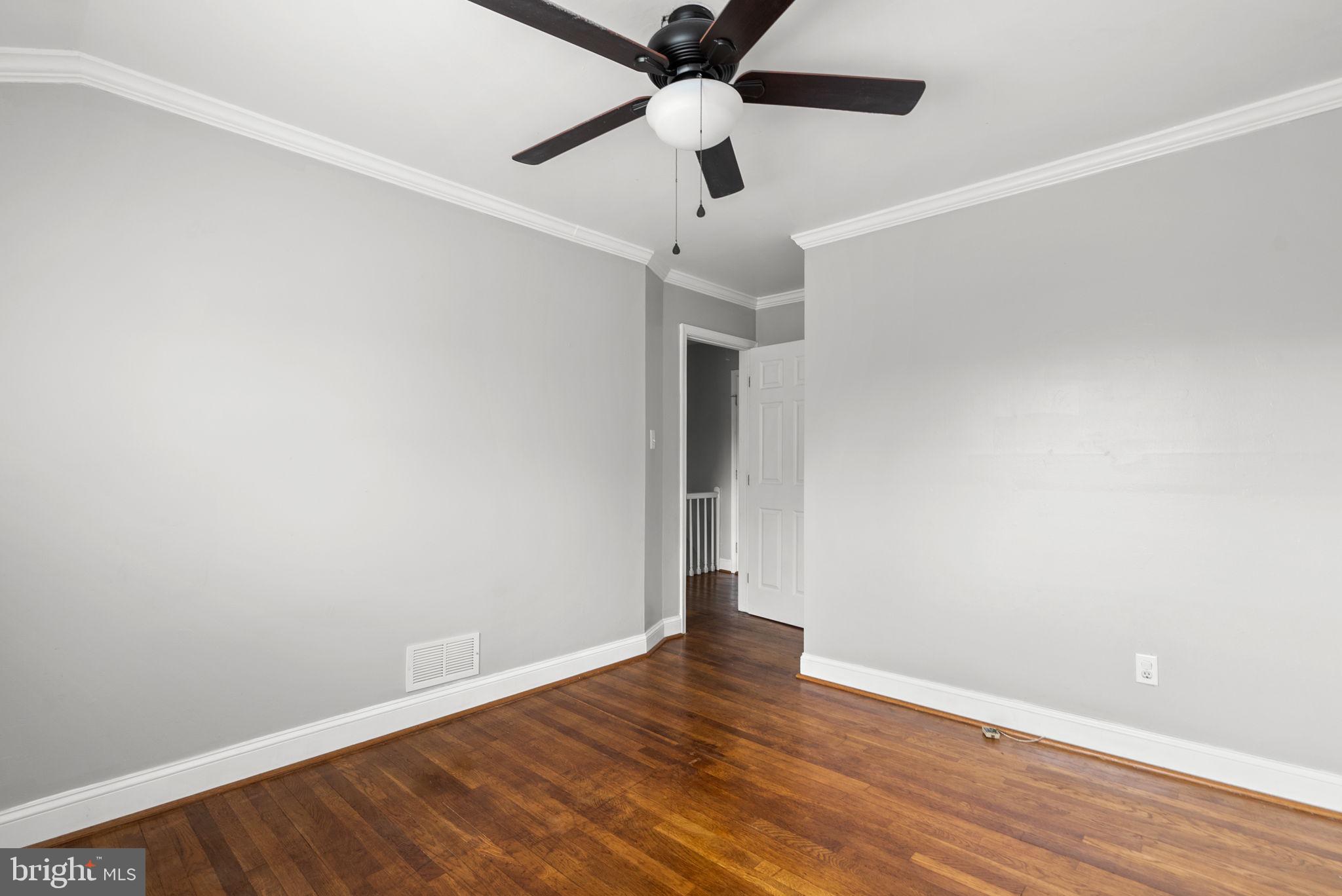 WESTVIEW PARK - Residential Lease