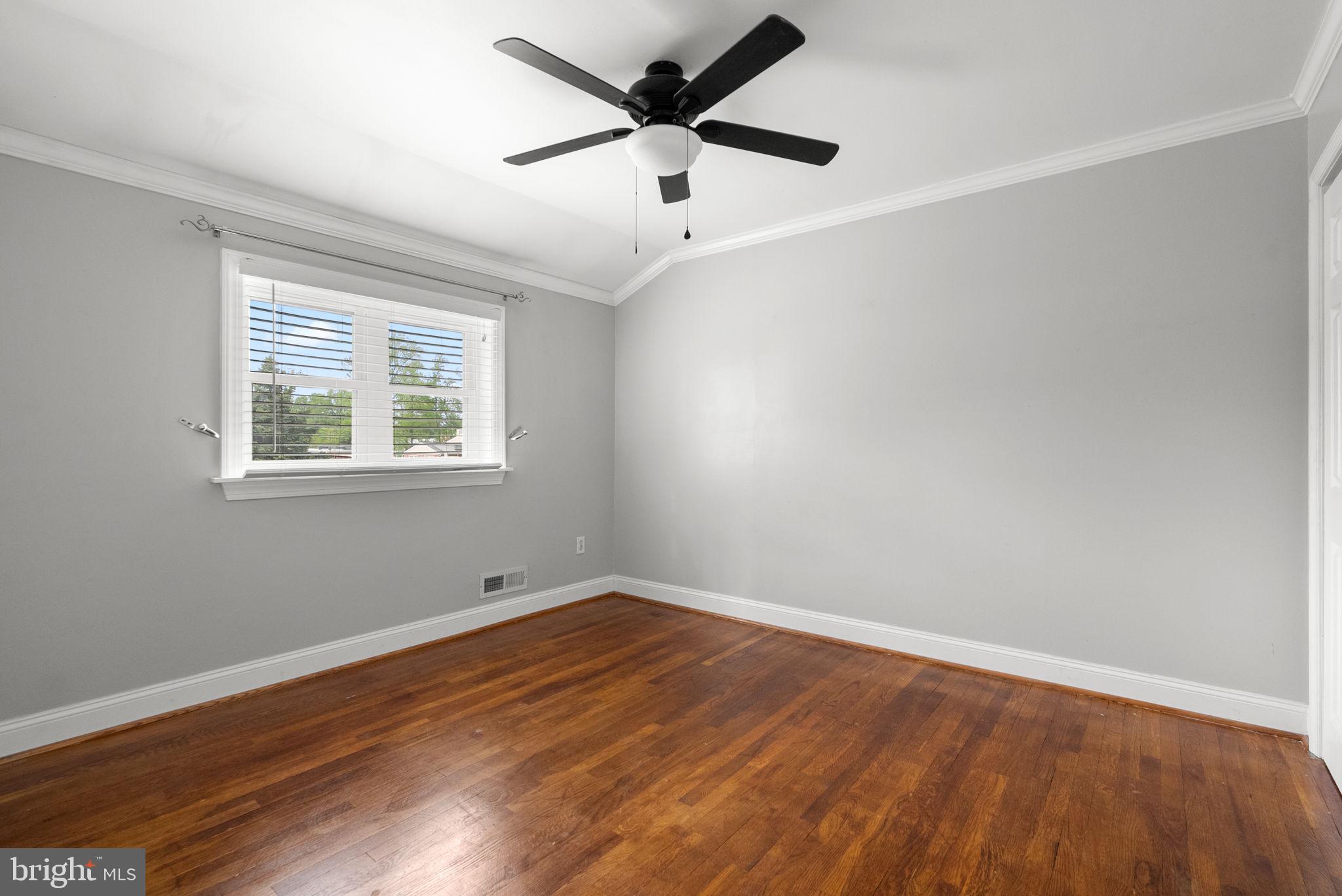 WESTVIEW PARK - Residential Lease