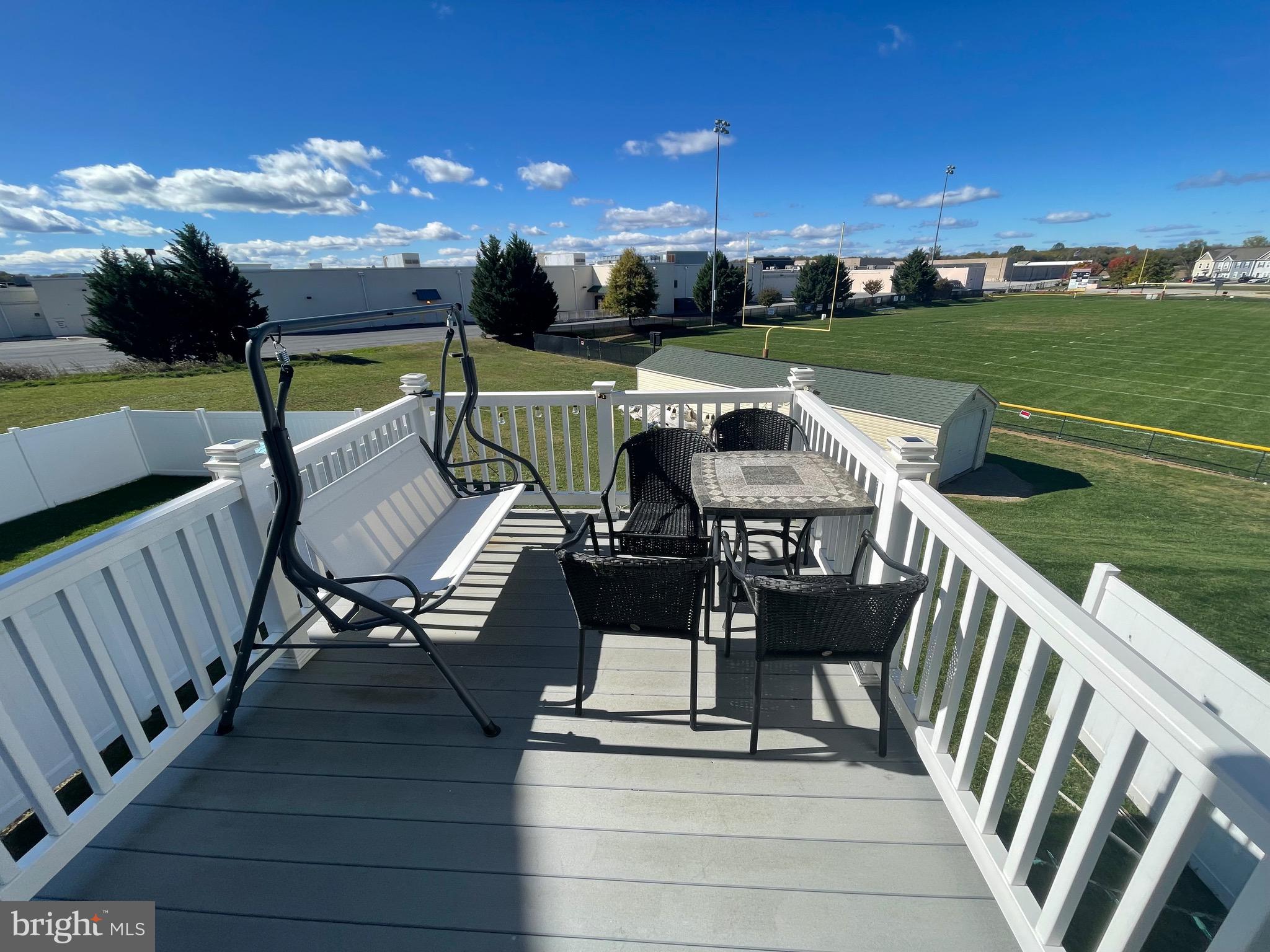 BRIAR RUN - Residential Lease