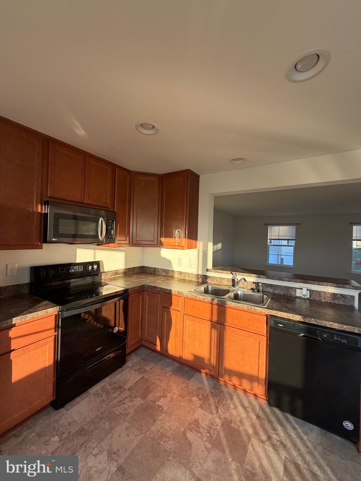 BRIAR RUN - Residential Lease