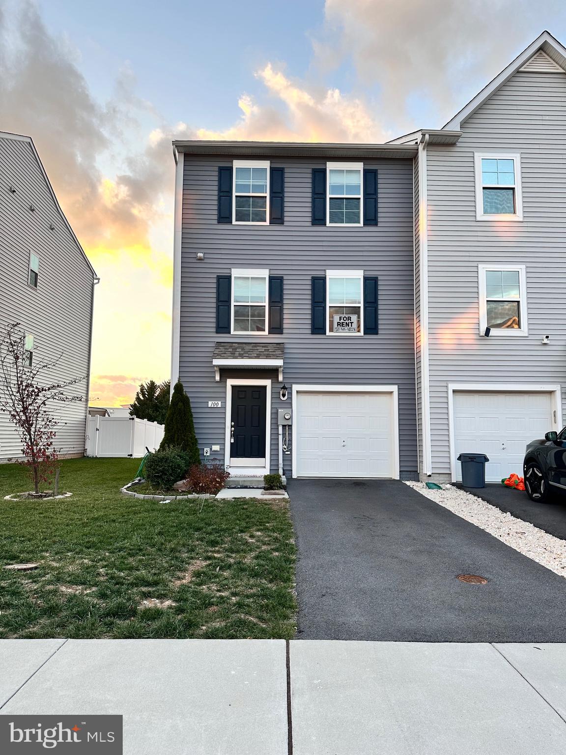 BRIAR RUN - Residential Lease