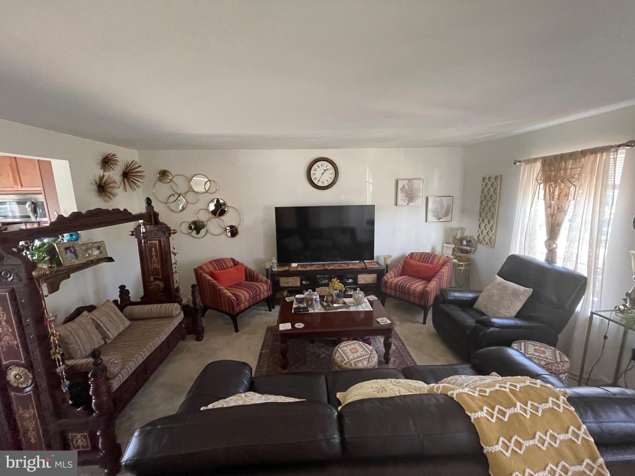 BRIAR RUN - Residential Lease