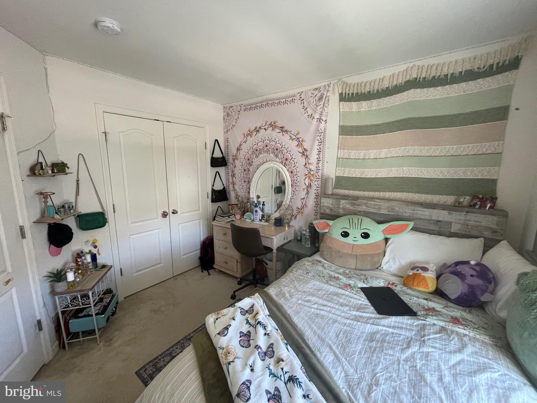 BRIAR RUN - Residential Lease