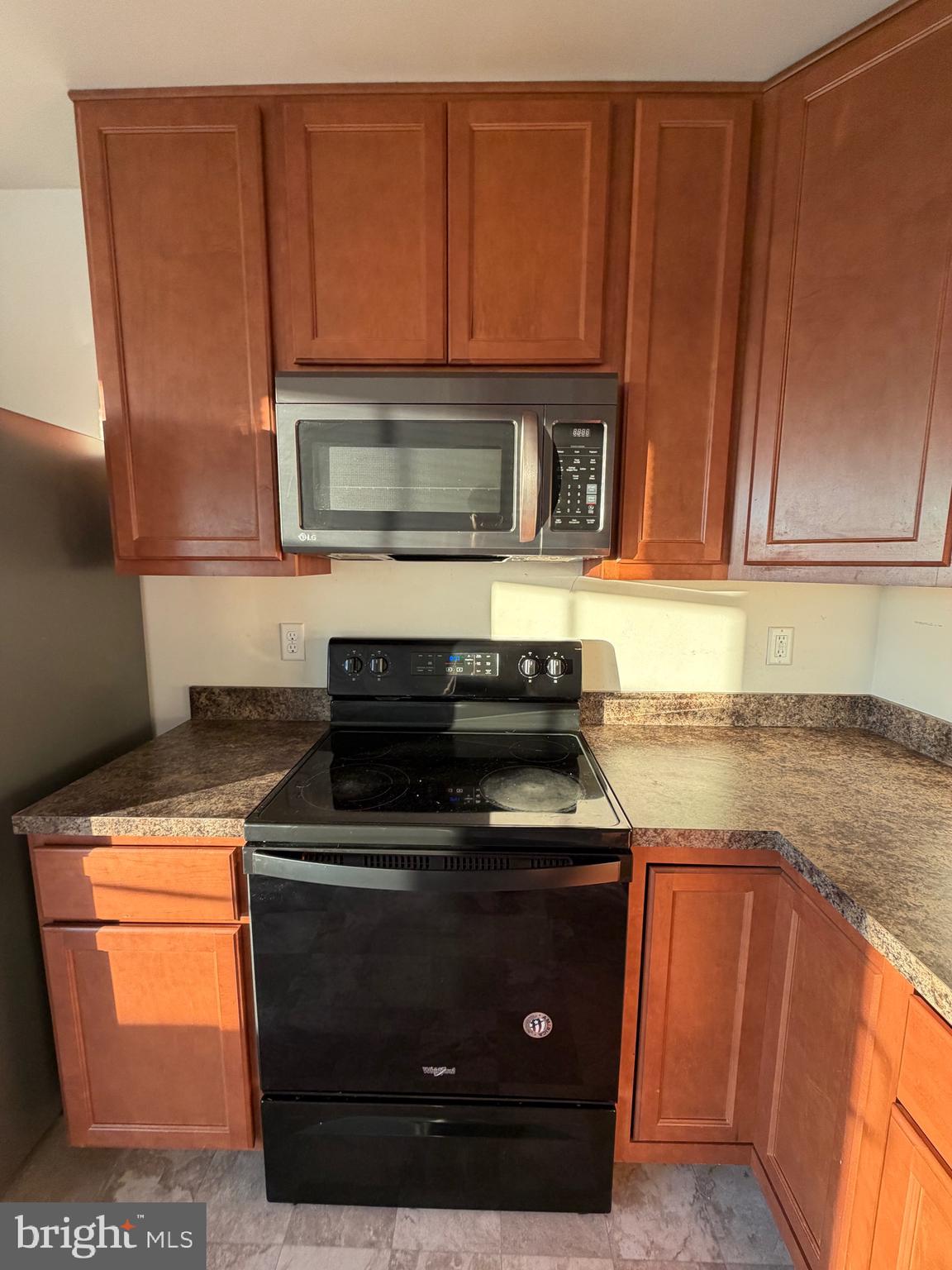 BRIAR RUN - Residential Lease