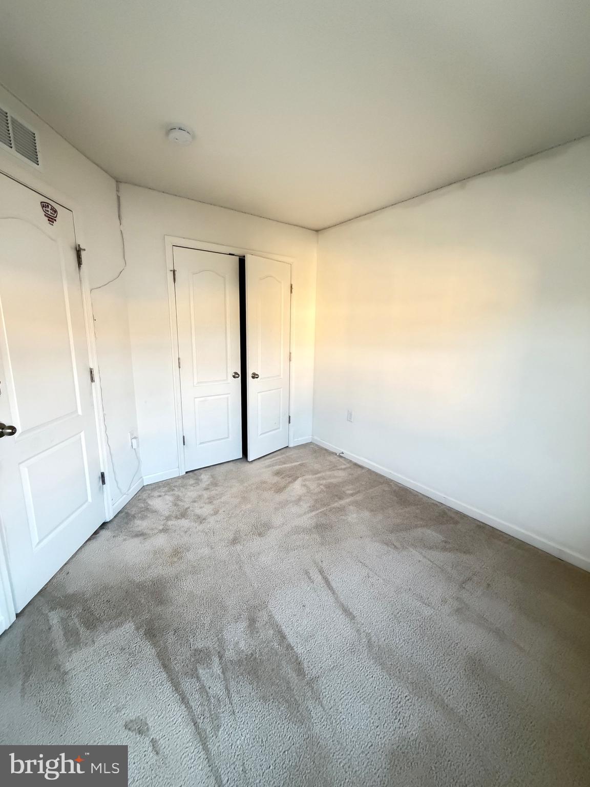 BRIAR RUN - Residential Lease