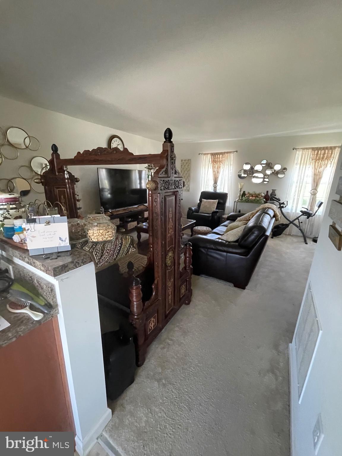 BRIAR RUN - Residential Lease