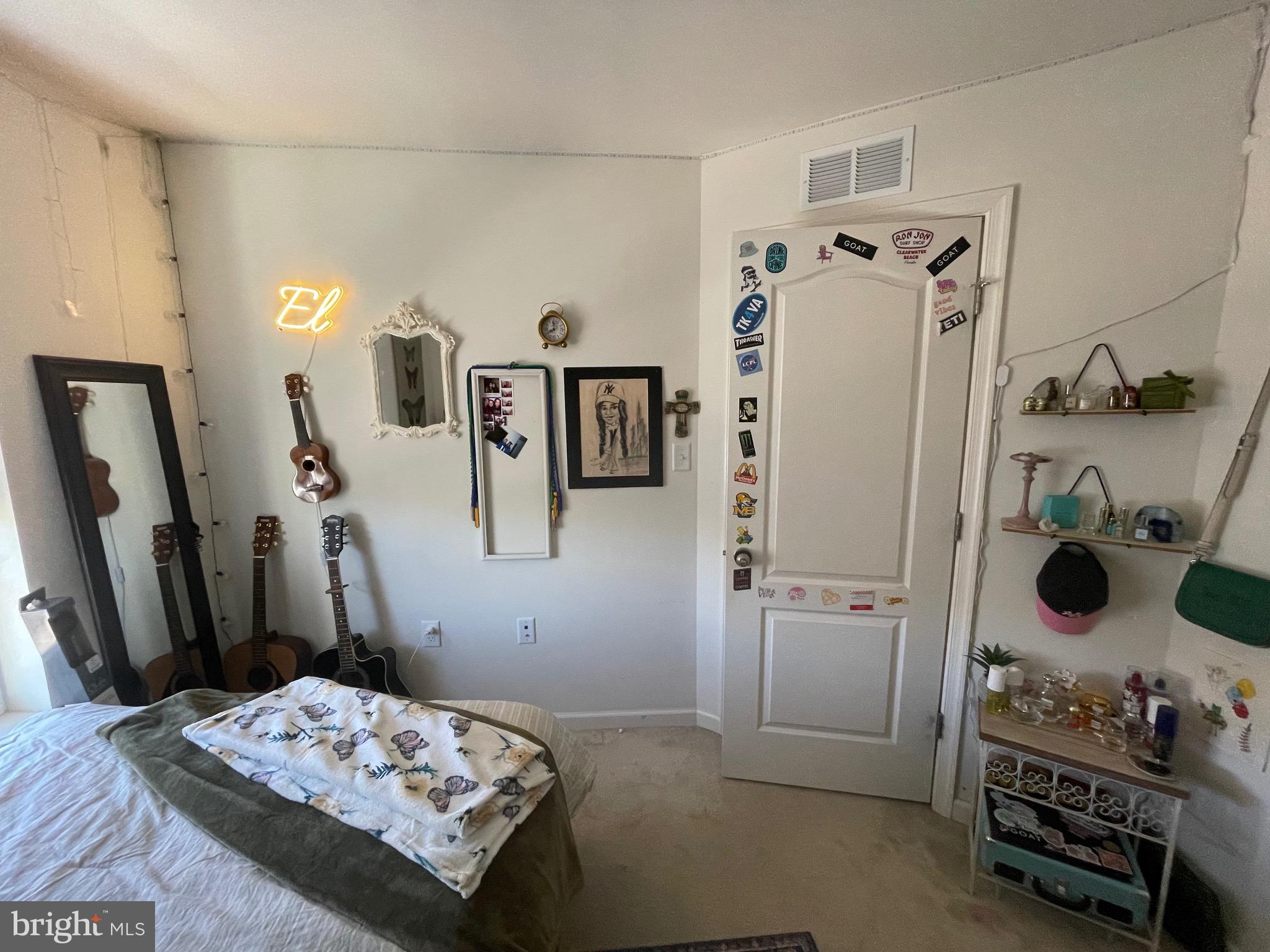 BRIAR RUN - Residential Lease