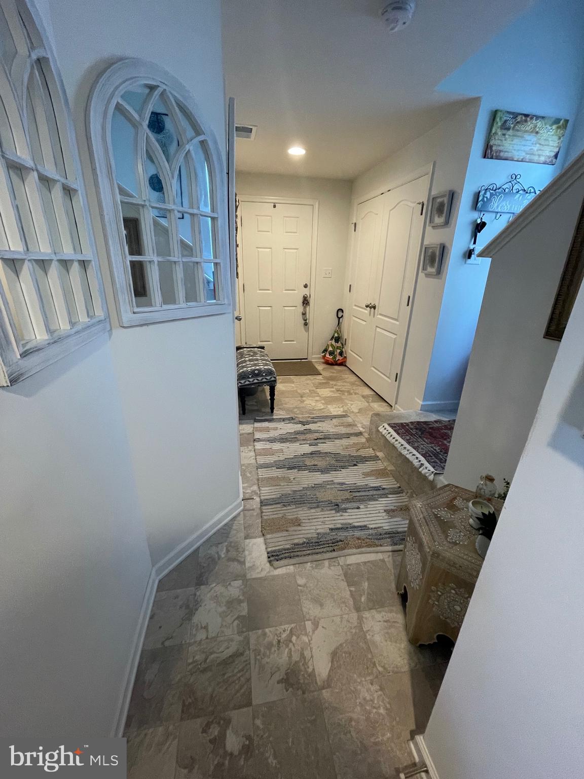 BRIAR RUN - Residential Lease