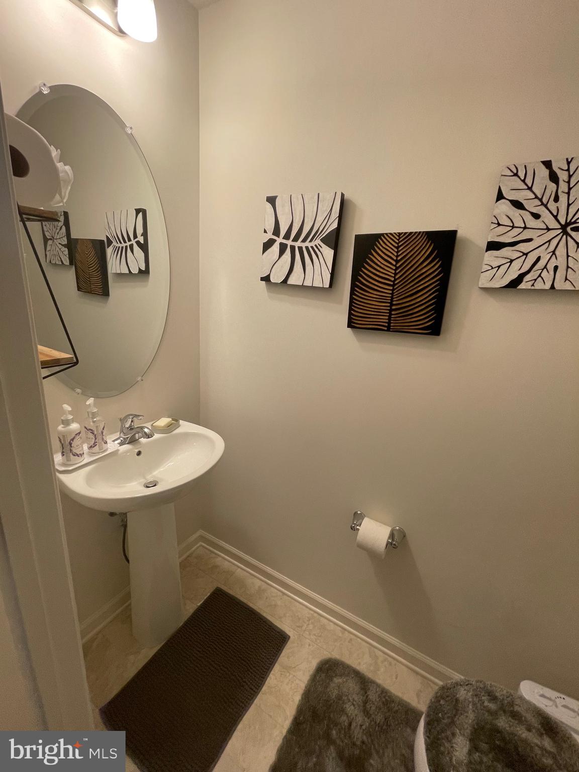 BRIAR RUN - Residential Lease