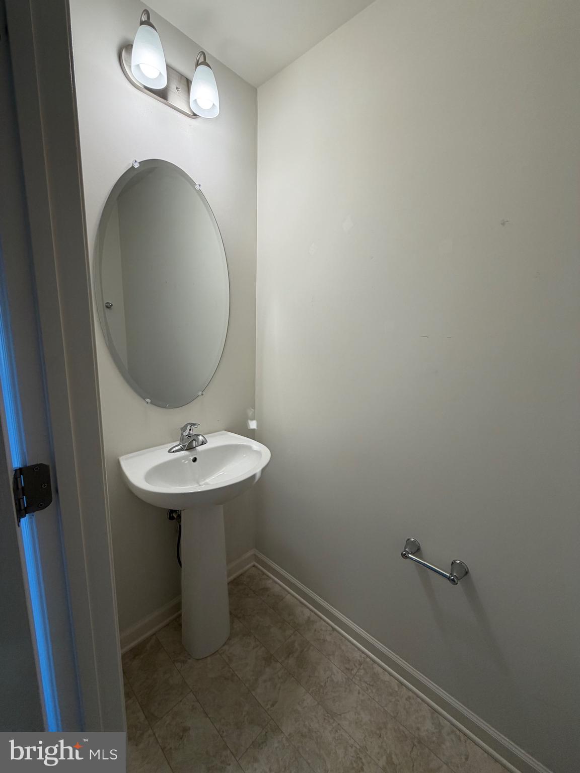 BRIAR RUN - Residential Lease