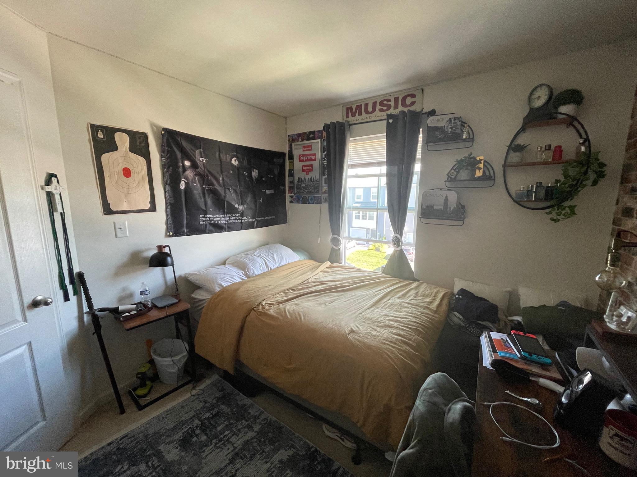 BRIAR RUN - Residential Lease